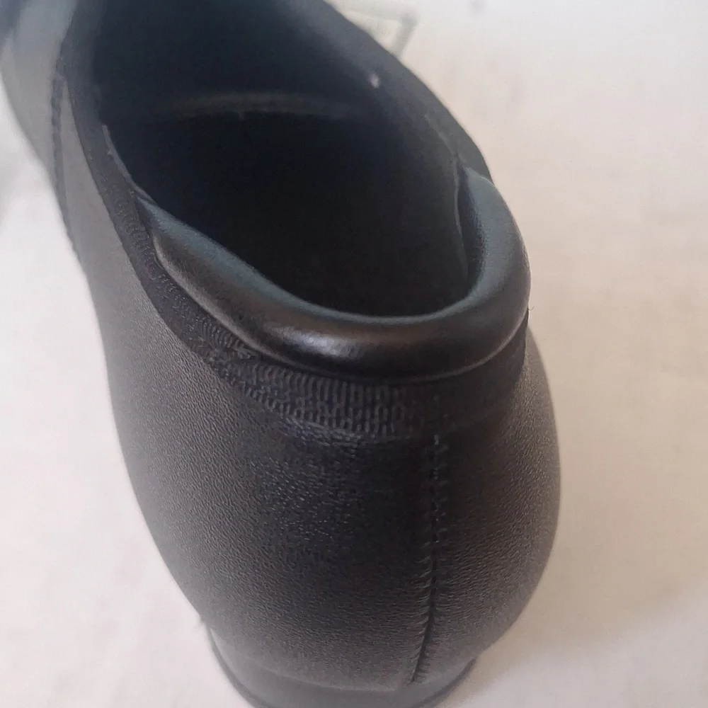 Theatricals Kids Black Dance Tap Shoes, Size 11.5